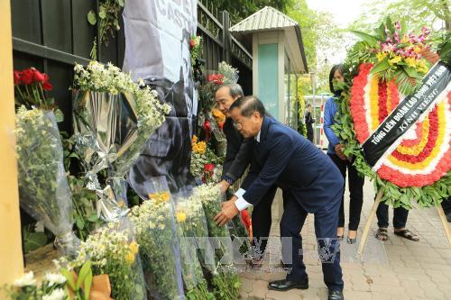 Xúc động bày tỏ niềm thương tiếc lãnh tụ Fidel Castro Ruz ảnh 1